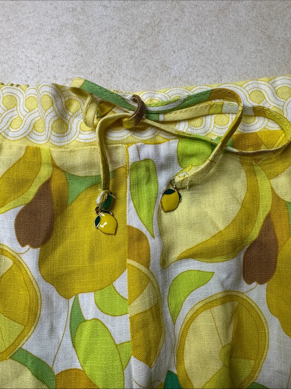 NWT, Resort set, lemon print - Picture 5 of 7